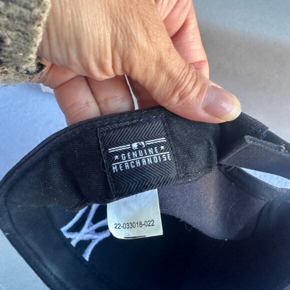 New York Yankees '47 Brand Hat Cap Youth Black Adjustable Hook and Loop Cotton - Picture 5 of 7